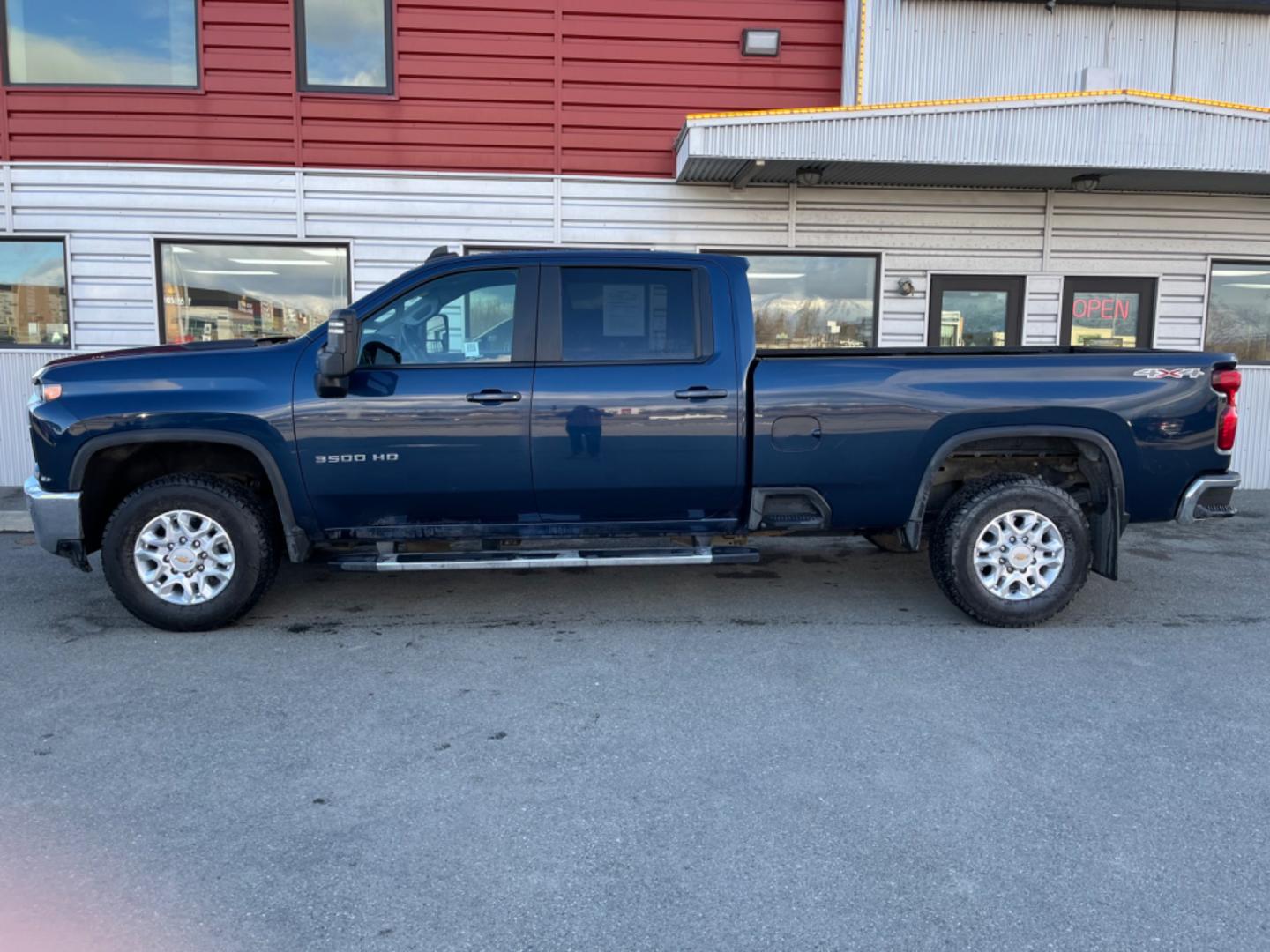 2021 BLUE CHEVROLET SILVERADO 3500H LT (1GC4YTE79MF) with an 6.6L engine, Automatic transmission, located at 1960 Industrial Drive, Wasilla, 99654, (907) 274-2277, 61.573475, -149.400146 - Photo#1